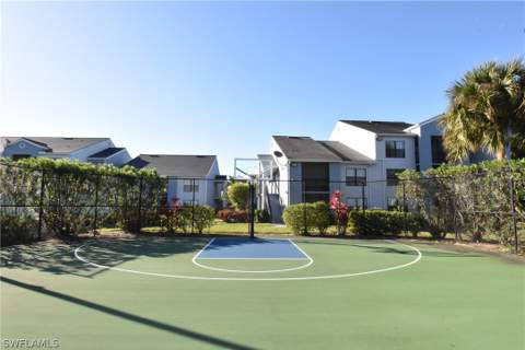 13545 Eagle Ridge Dr 818, Fort Myers FL - photo 23 of 28