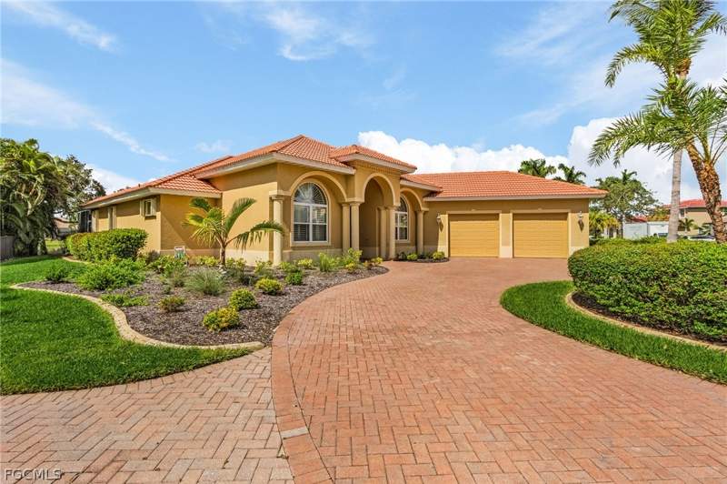 4 bedroom SingleFamilyResidence at 16056 Waterleaf Ln, Veridian, Fort Myers — photo 3
