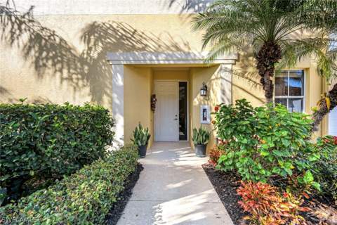 20667 Wildcat Run Dr 101, Estero FL - photo 6 of 35