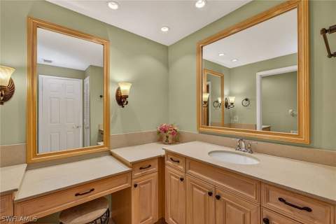 1400 Blue Point Ave 202, Naples FL - photo 9 of 18
