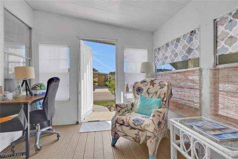 143 Moorhead Mnr 143, Naples FL - photo 10 of 35