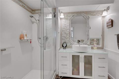143 Moorhead Mnr 143, Naples FL - photo 14 of 35