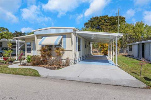 143 Moorhead Mnr 143, Naples FL - photo 20 of 35