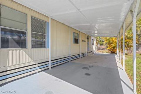 143 Moorhead Mnr 143, Naples FL - photo 24 of 35