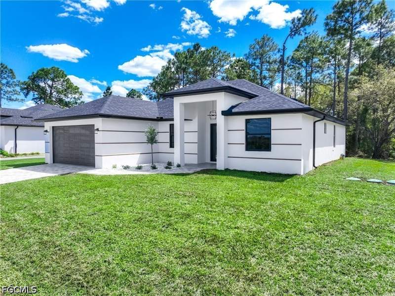 4 bedroom SingleFamilyResidence at 4407 E 13th St, Lehigh Acres, Lehigh Acres — photo 2