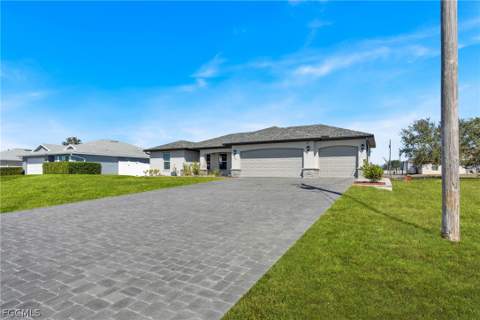 403 NW 17th Ter, Cape Coral FL - photo 10 of 50