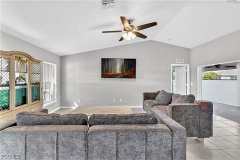 403 NW 17th Ter, Cape Coral FL - photo 16 of 50