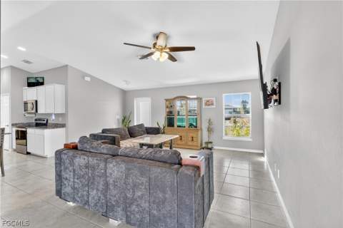 403 NW 17th Ter, Cape Coral FL - photo 18 of 50