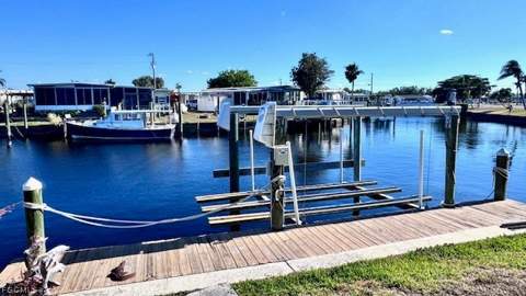 14669 Paul Revere Loop, North Fort Myers FL - photo 20 of 49