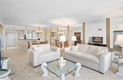 340 Horse Creek Dr 307, Naples FL - photo 10 of 26