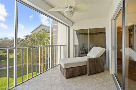 340 Horse Creek Dr 307, Naples FL - photo 13 of 26