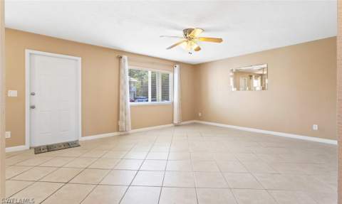 4629 Bayshore Dr J3, Naples FL - photo 8 of 30