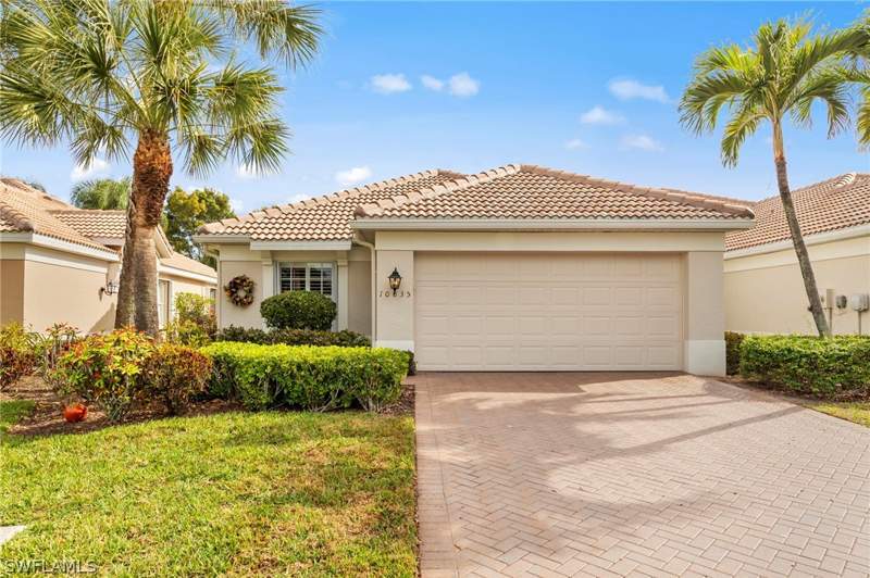 2 bedroom Attached at 10035 Colonial Country Club Blvd, Sabal Pointe, Fort Myers — photo 2