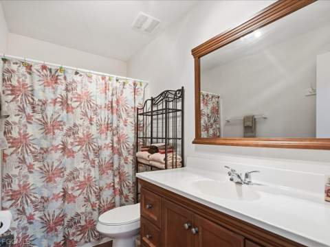 4200 Looking Glass Ln 4204, Naples FL - photo 12 of 15