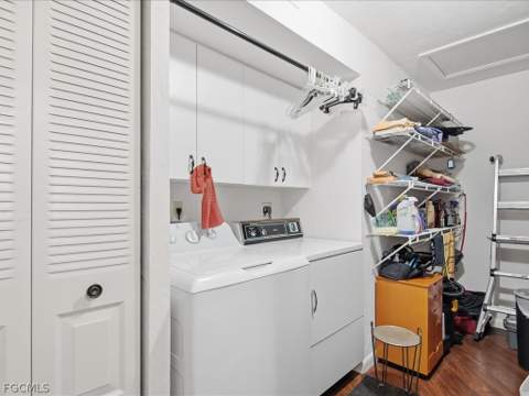 4200 Looking Glass Ln 4204, Naples FL - photo 13 of 15