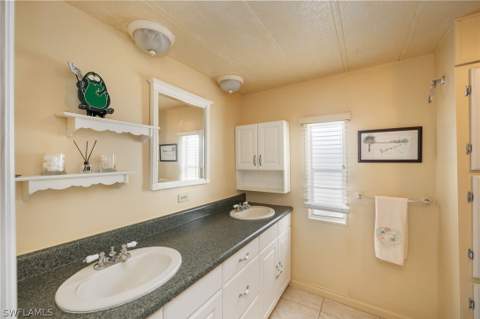21 San Lu Rue Ave 21, Naples FL - photo 13 of 33