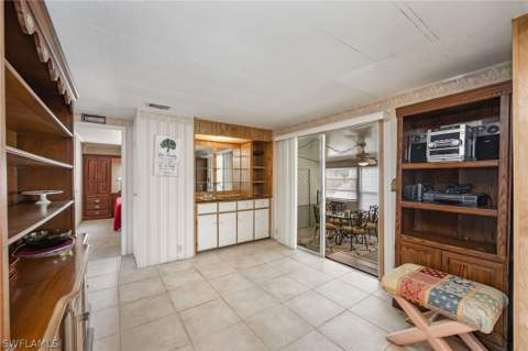 21 San Lu Rue Ave 21, Naples FL - photo 6 of 33