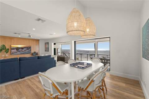 19 Beach Homes, Captiva FL - photo 14 of 49