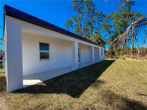 3106 Myra Ln, Labelle FL - photo 8 of 45