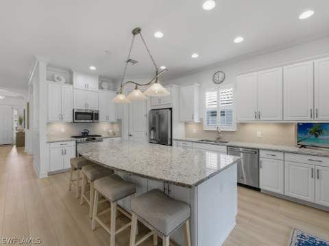 19735 Estero Pointe Ln, Fort Myers FL - photo 11 of 33