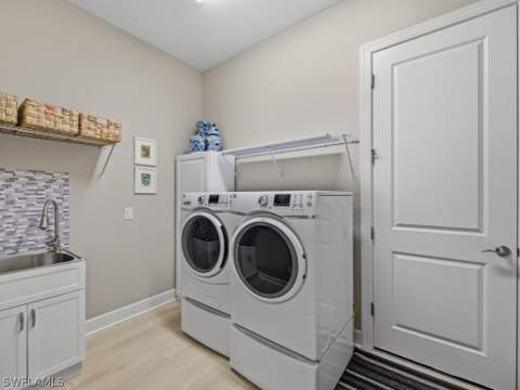 19735 Estero Pointe Ln, Fort Myers FL - photo 22 of 33