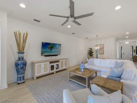 19735 Estero Pointe Ln, Fort Myers FL - photo 8 of 33