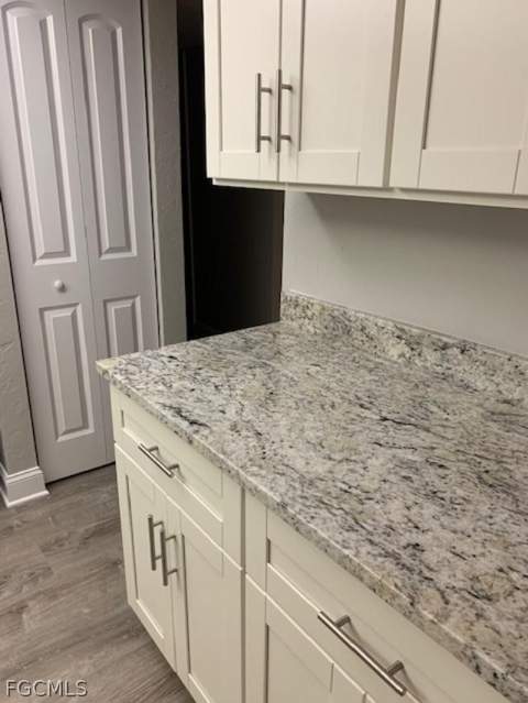 13240 White Marsh Ln 9, Fort Myers FL - photo 7 of 19