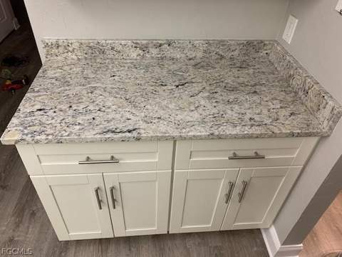 13240 White Marsh Ln 9, Fort Myers FL - photo 8 of 19