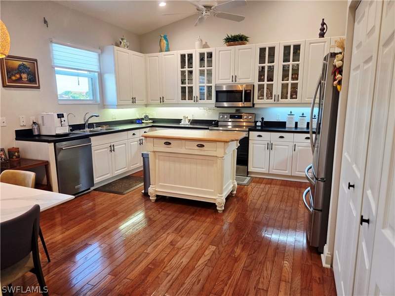 2 bedroom Condominium at 6775 Huntington Lakes Cir 202, Huntington Lakes, Naples — photo 3