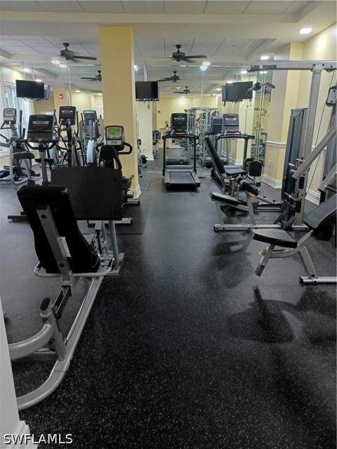 2825 Palm Beach Blvd 416, Fort Myers FL - photo 6 of 37
