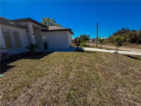 2008 Alliance Ln, Labelle FL - photo 12 of 48