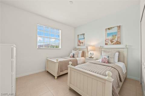 6820 Sterling Greens Pl 401, Naples FL - photo 17 of 45