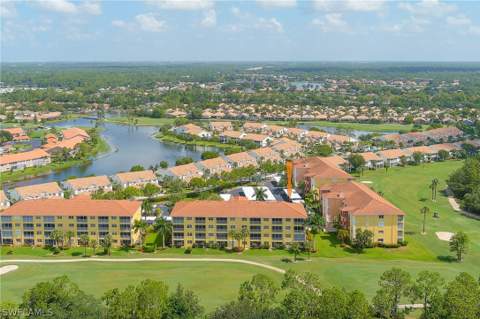 6820 Sterling Greens Pl 401, Naples FL - photo 6 of 45
