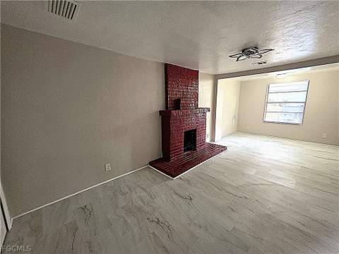 135 Powell Creek Cir, North Fort Myers FL - photo 16 of 29