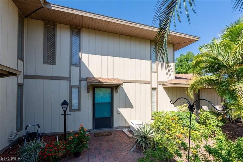 1 bedroom Townhouse at 4280 Island Cir C, Caloosa Bayview, Fort Myers — photo 2