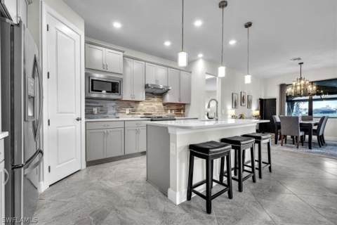 3032 Walnut Grove Ln, Alva FL - photo 10 of 49