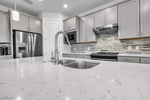 3032 Walnut Grove Ln, Alva FL - photo 11 of 49