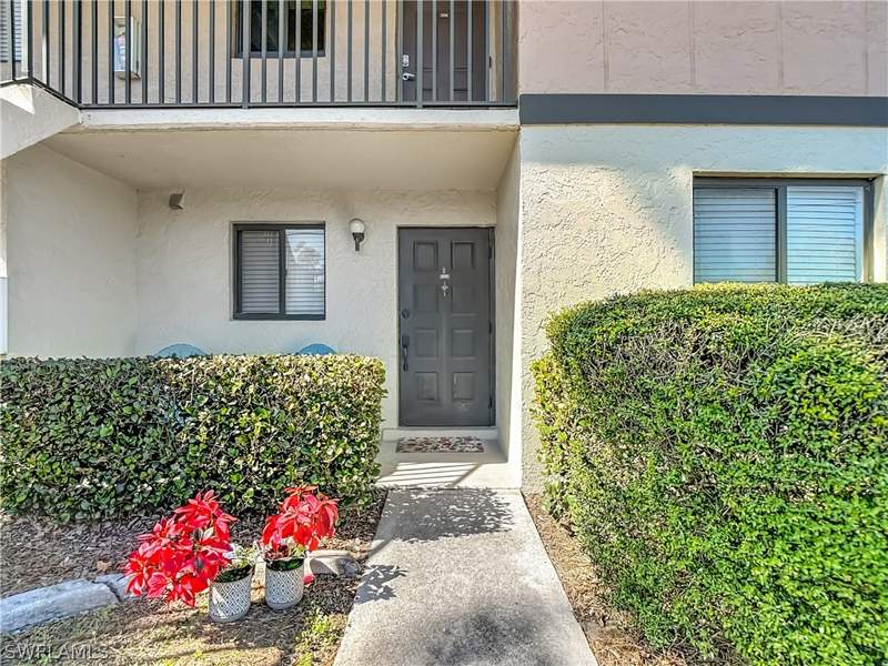 2 bedroom Condominium at 1201 Barrett Rd 1204, Country Pines Condo, North Fort Myers — photo 4