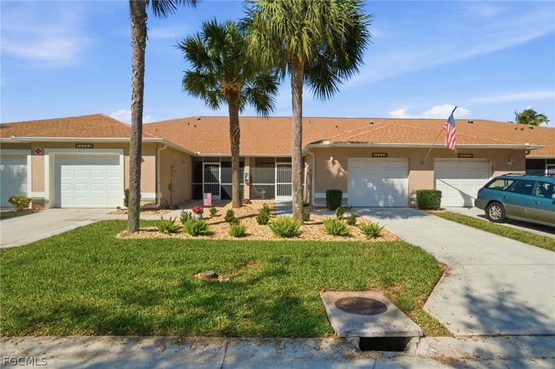 2 bedroom Attached at 14135 Mystic Seaport Way, Heritage Cove, Fort Myers — photo 3