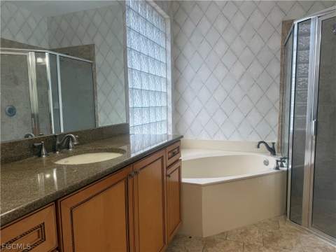 10812 Marble Brook Blvd, Lehigh Acres FL - photo 11 of 34