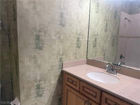 10812 Marble Brook Blvd, Lehigh Acres FL - photo 14 of 34