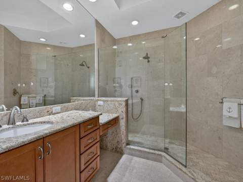 24360 Sandpiper Isle Way 205, Bonita Springs FL - photo 17 of 34