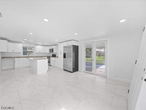 121 E 3rd St, Lehigh Acres FL - photo 6 of 25