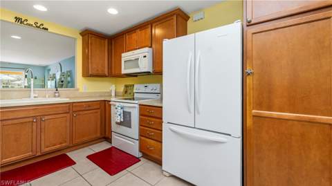 15127 Reef Ln, Bonita Springs FL - photo 11 of 47