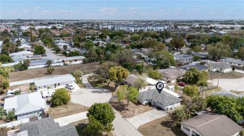 1652 Jamestown Ct, Fort Myers FL - photo 18 of 18