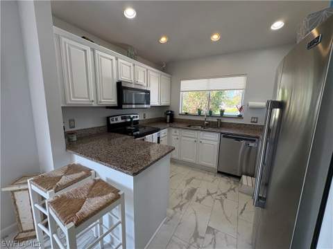 2500 Lee St, Naples FL - photo 15 of 49