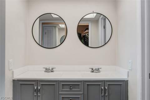 12498 Riverside Dr 205, Fort Myers FL - photo 24 of 46