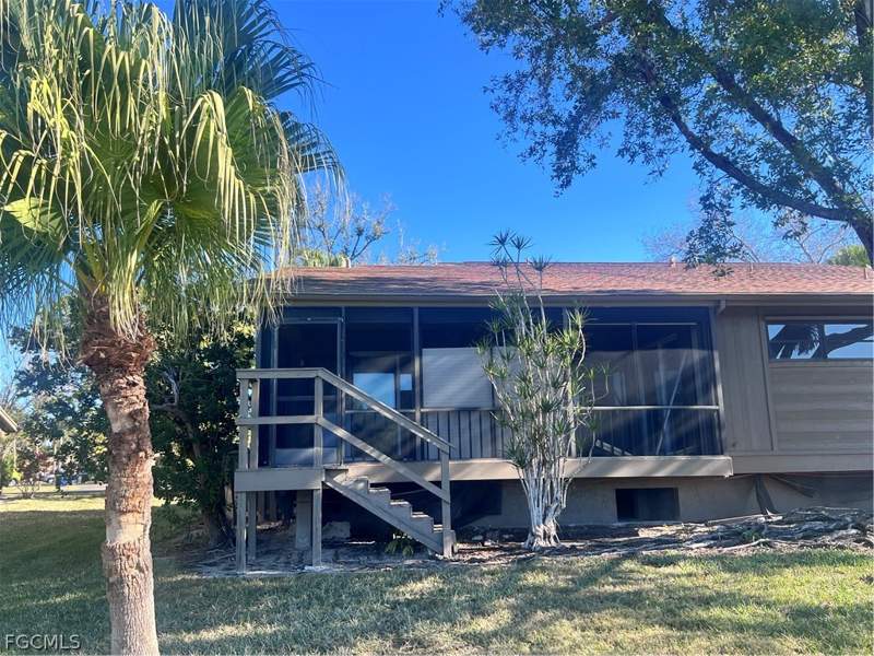 2 bedroom Attached at 17803 Port Boca Cir, Island Park Village, Fort Myers — photo 4