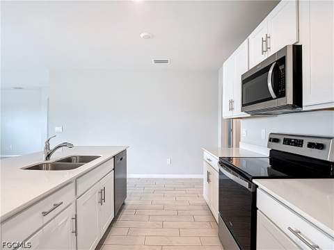524 Glendale Ave, Labelle FL - photo 14 of 32