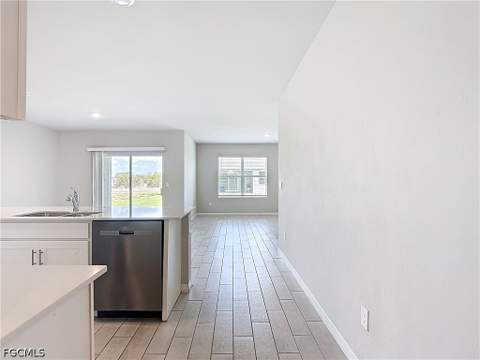 524 Glendale Ave, Labelle FL - photo 9 of 32